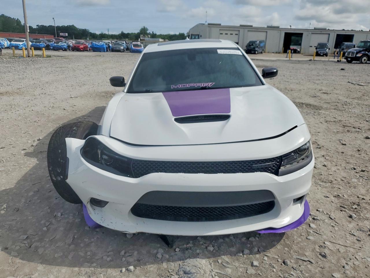 2022 Dodge Charger R - Image 5