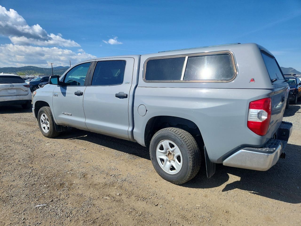 2019 Toyota Tundra Sr5 - Image 2