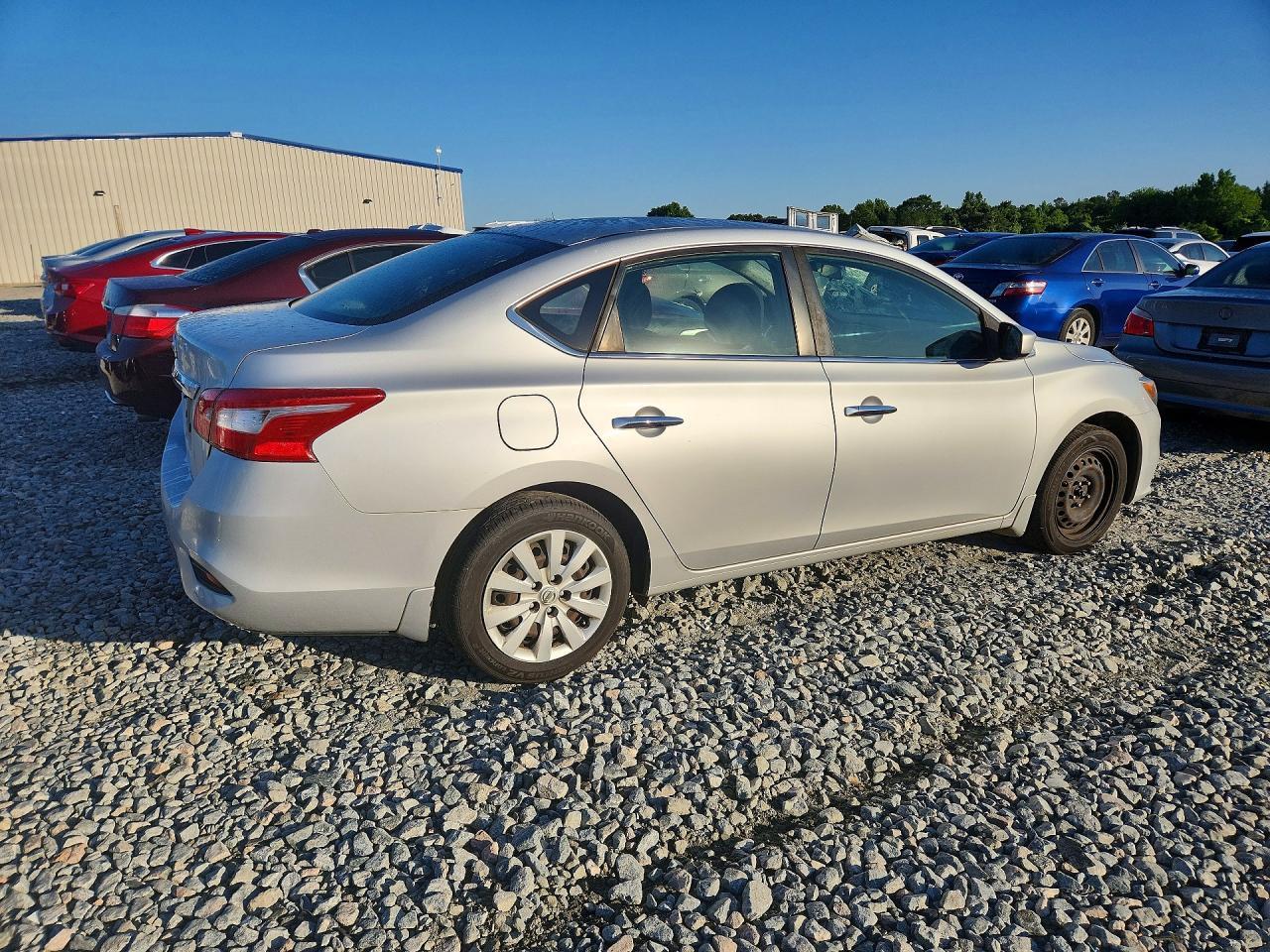 2017 Nissan Sentra S - Фото 3
