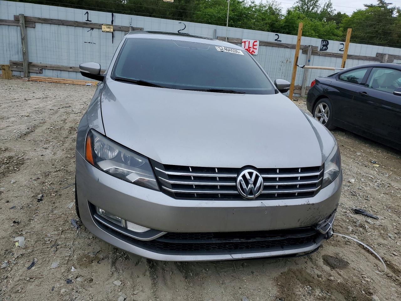 2013 Volkswagen Passat Sel - Image 5