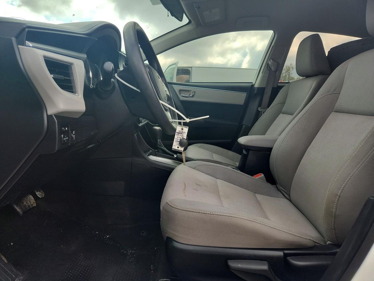 2014 Toyota Corolla Le - Image 7
