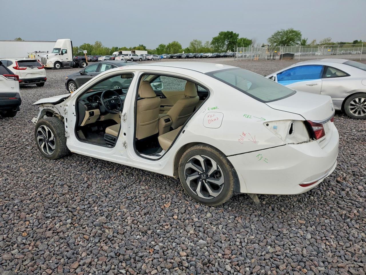 2016 Honda Accord Exl - Фото 2