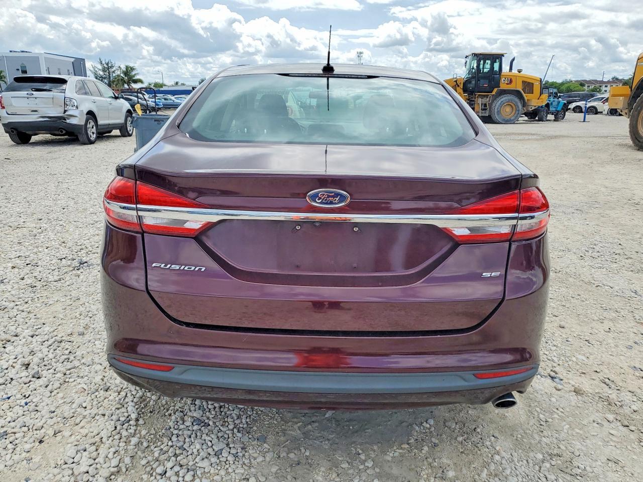 2017 Ford Fusion Se - Фото 6