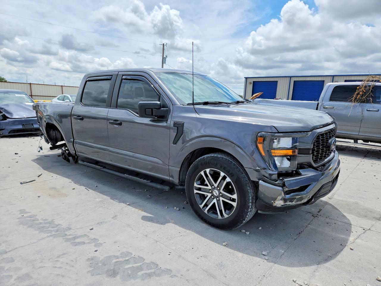 2023 Ford F150 Supercrew - Image 4