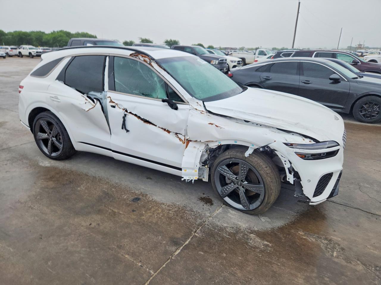 2022 Genesis Gv70 2.5T Standard - Image 4