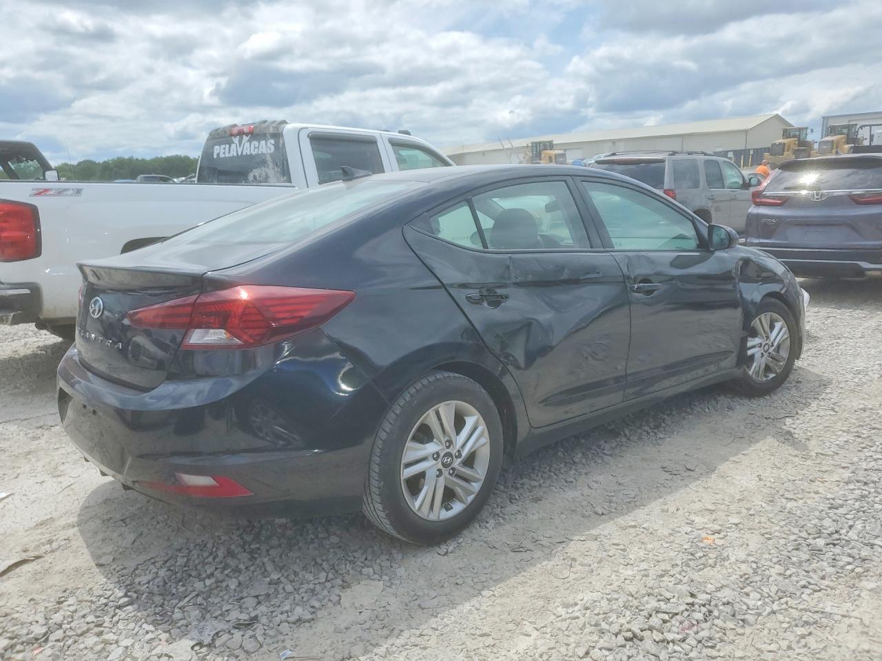 2020 Hyundai Elantra Sel - Image 3