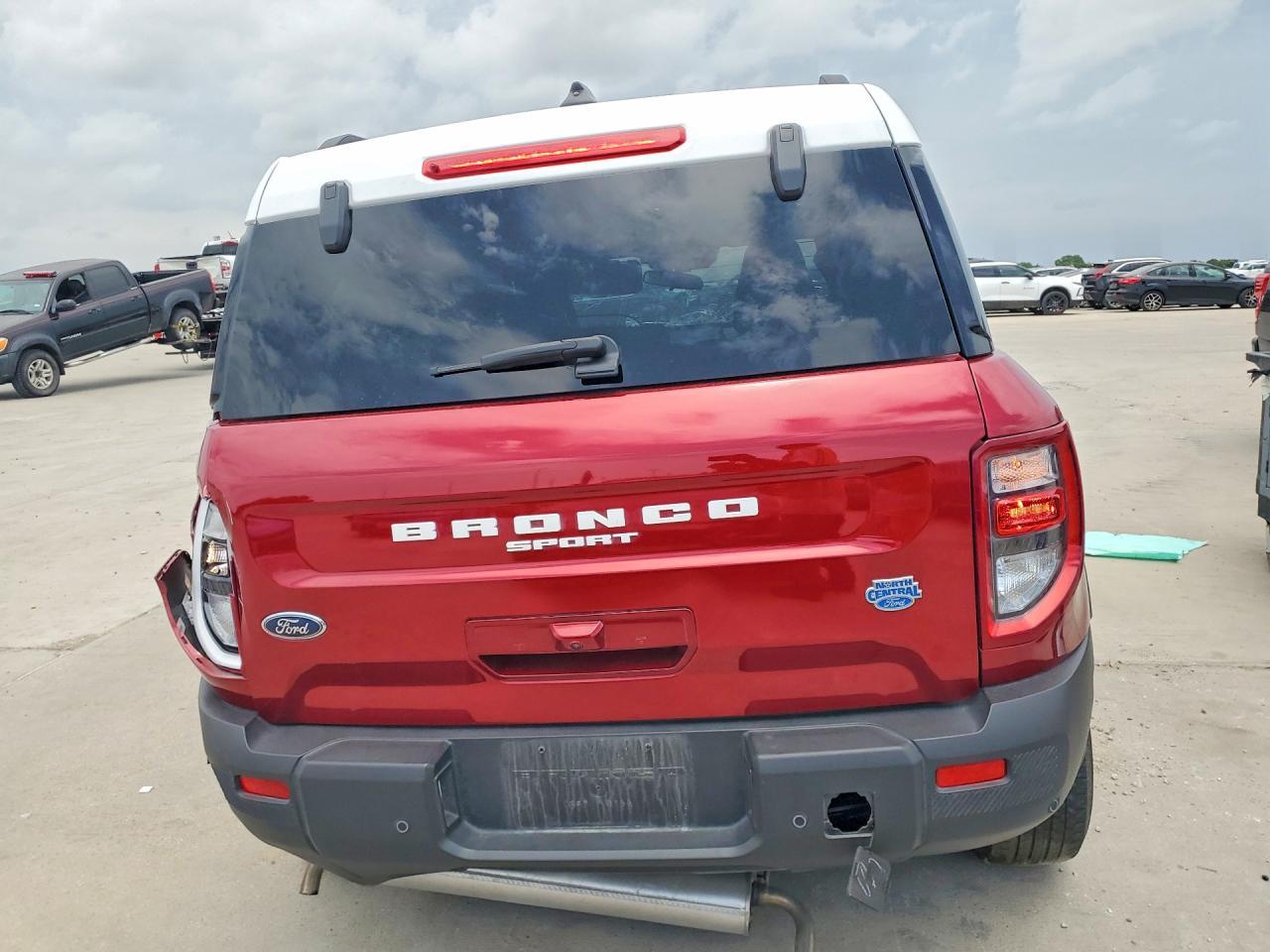 2025 Ford Bronco Sport Heritage - Image 6