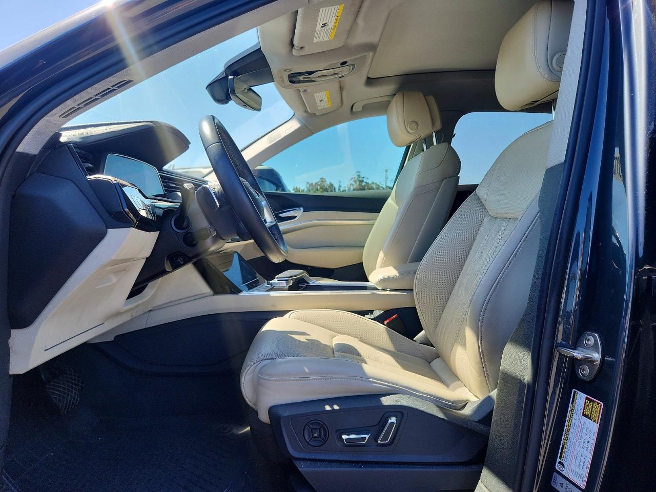 2019 Audi E-Tron Prestige - Image 7