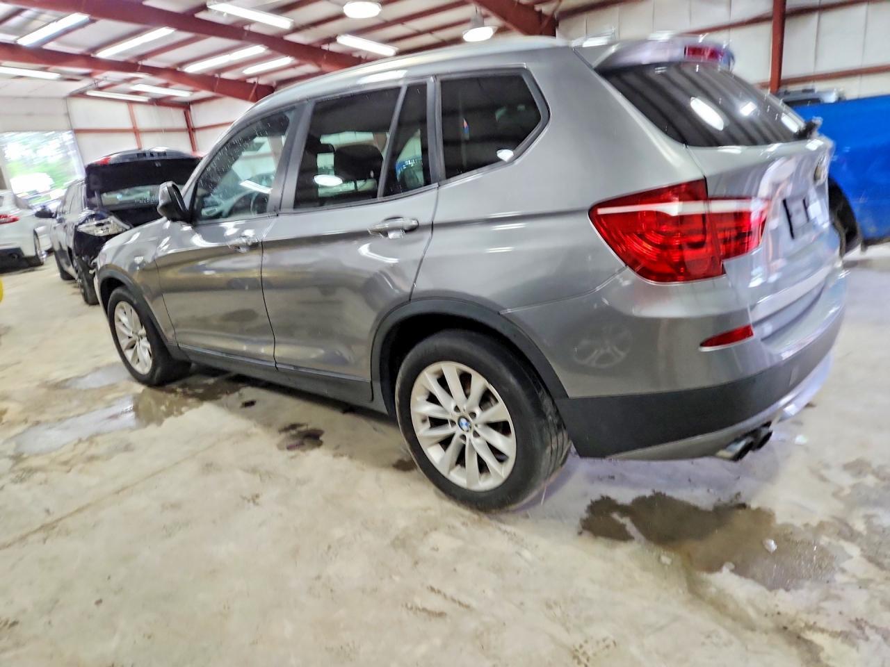 2013 BMW X3 xDrive28I - Фото 2