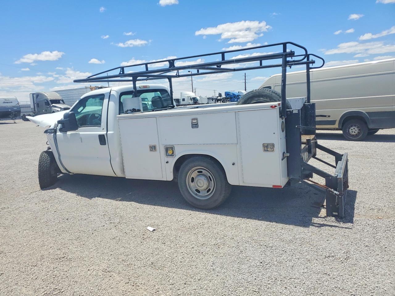 2012 Ford F250 Super Duty - Фото 2