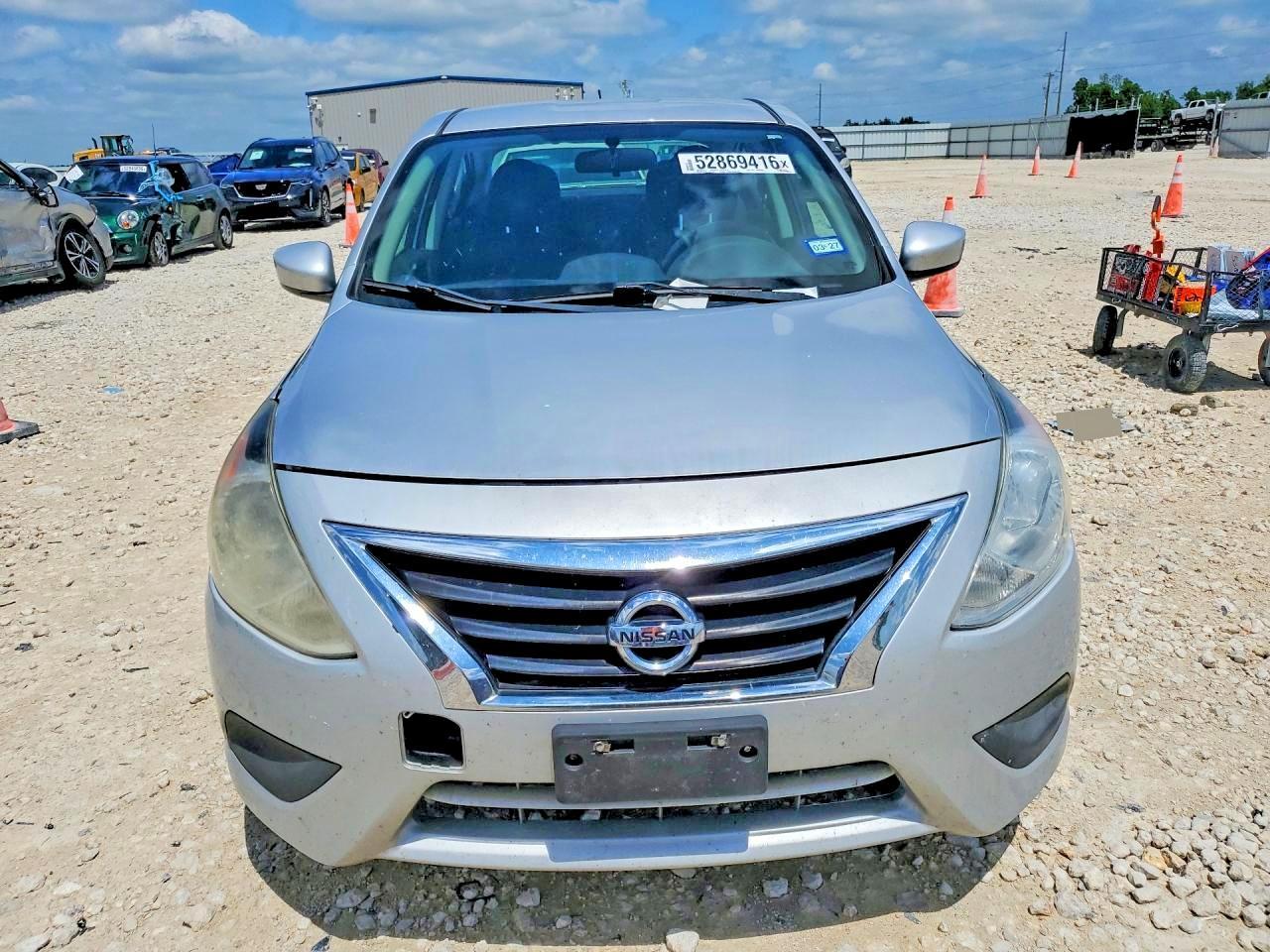 2015 Nissan Versa 1.6 Sv - Image 5