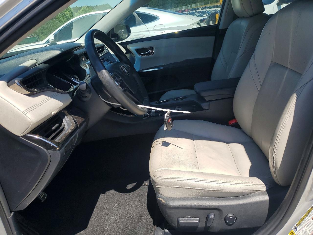 2013 Toyota Avalon Xle - Image 7