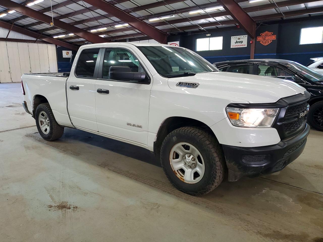 2022 Ram 1500 Tradesman - Image 4