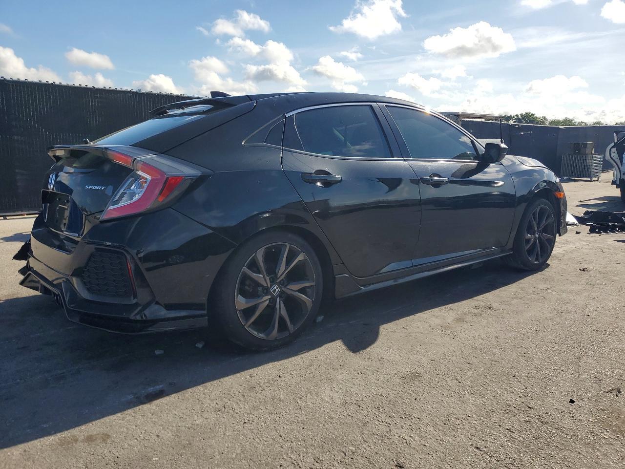 2018 Honda Civic Sport - Фото 3