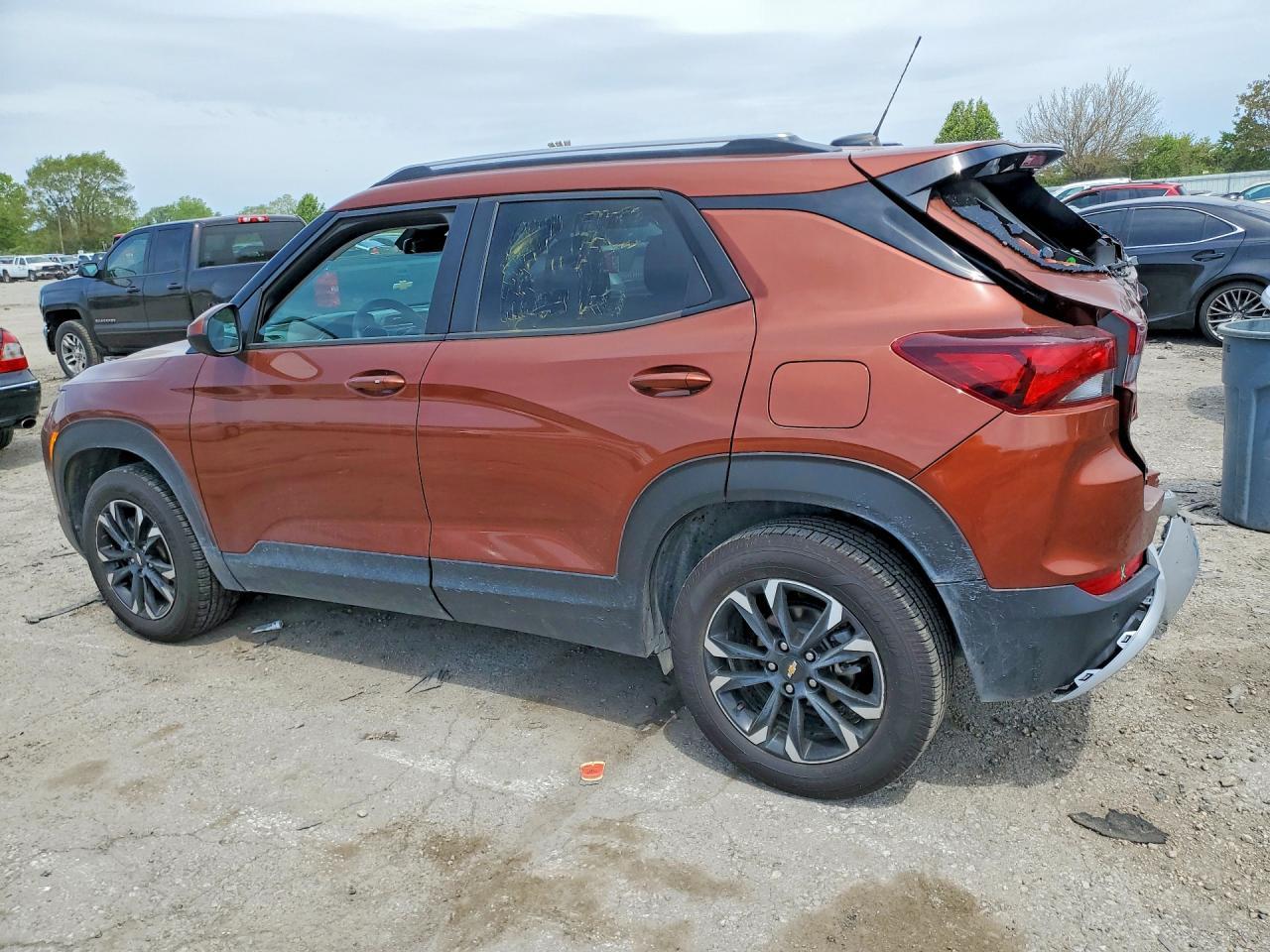 2021 Chevrolet Trailblazer Lt - Image 2