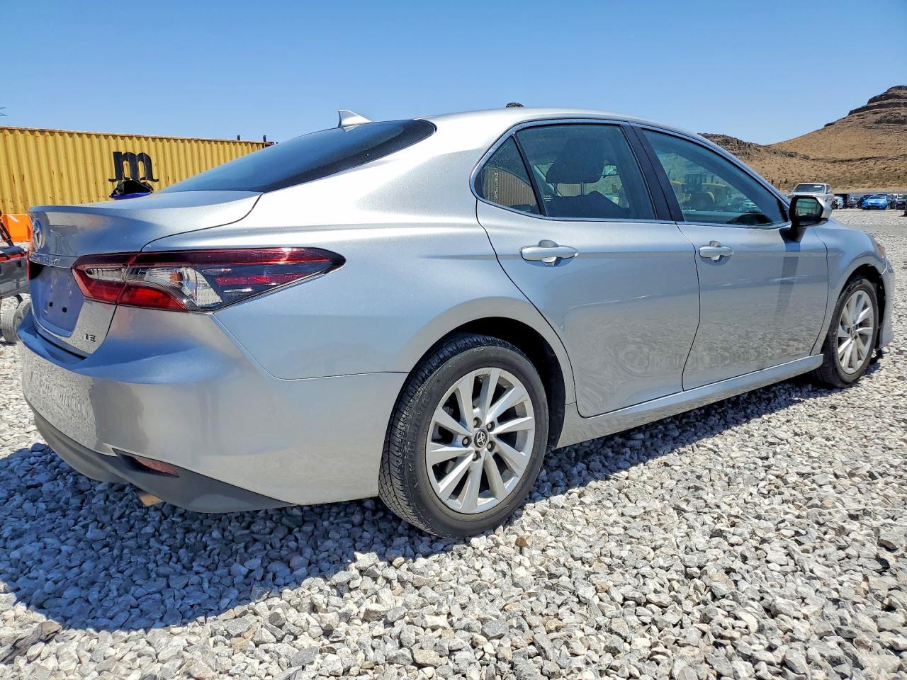 2023 Toyota Camry Le - Image 3