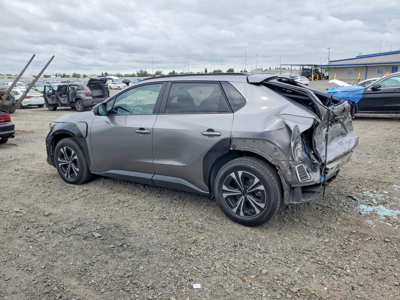 2024 Toyota Bz4X Limited - Фото 2