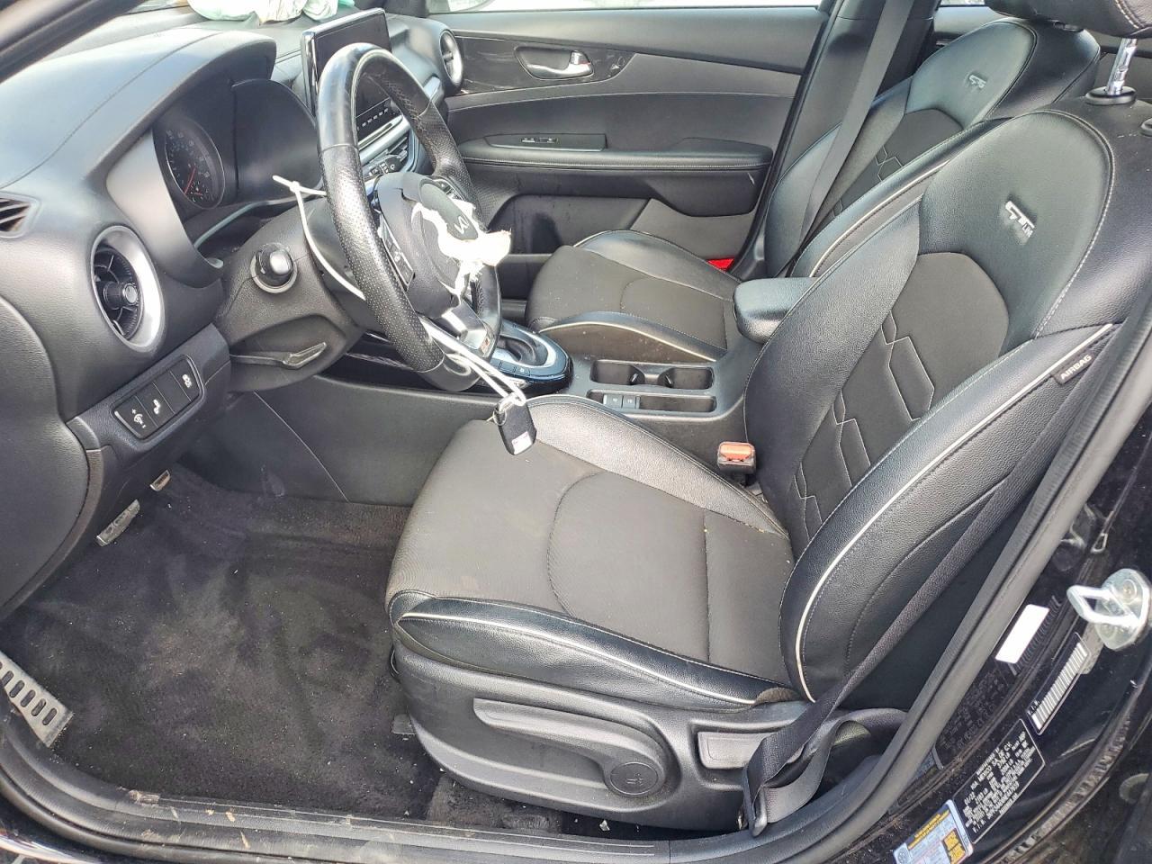 2022 Kia Forte Gt Line - Фото 7