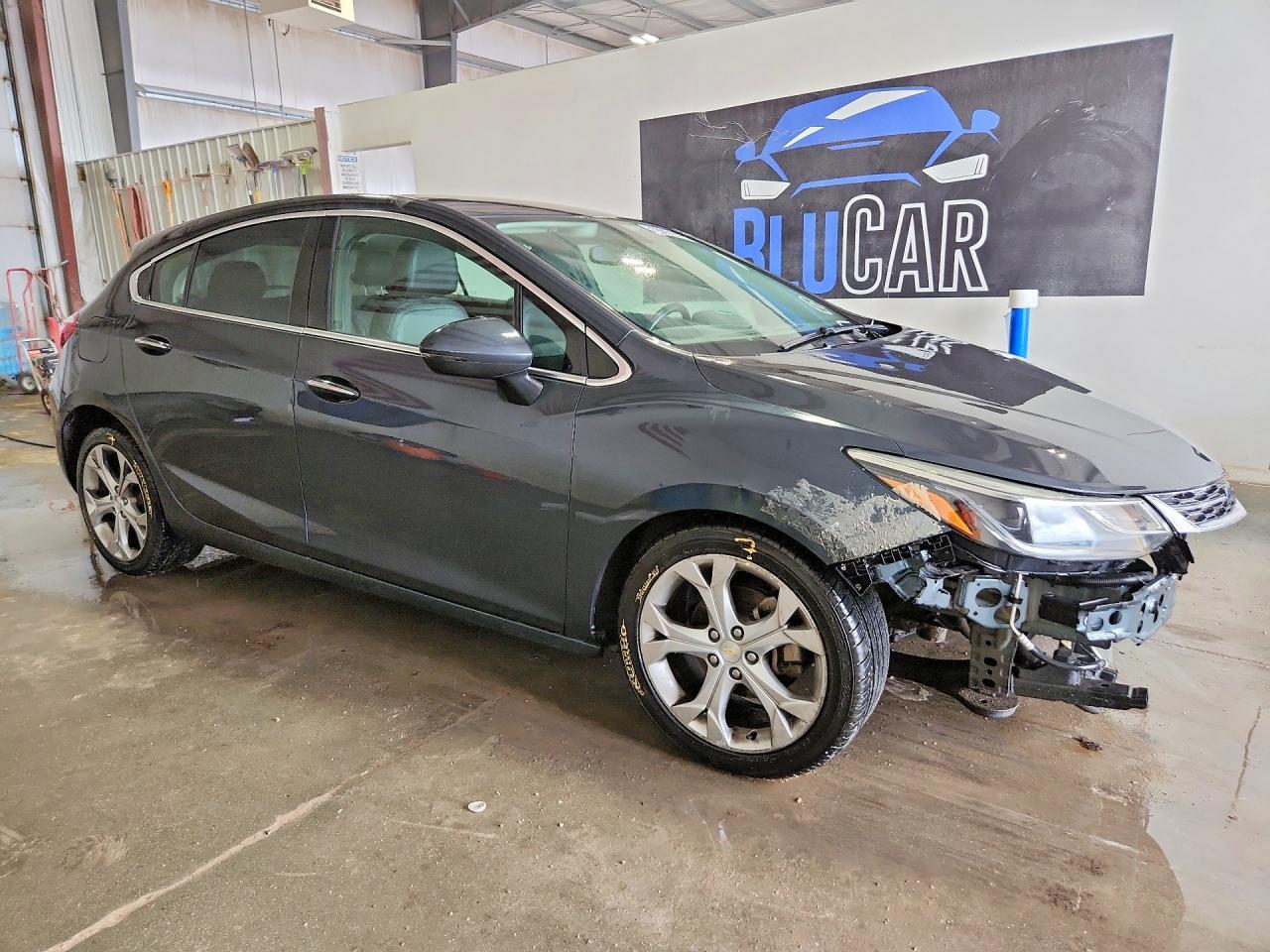 2018 Chevrolet Cruze Premier - Image 4