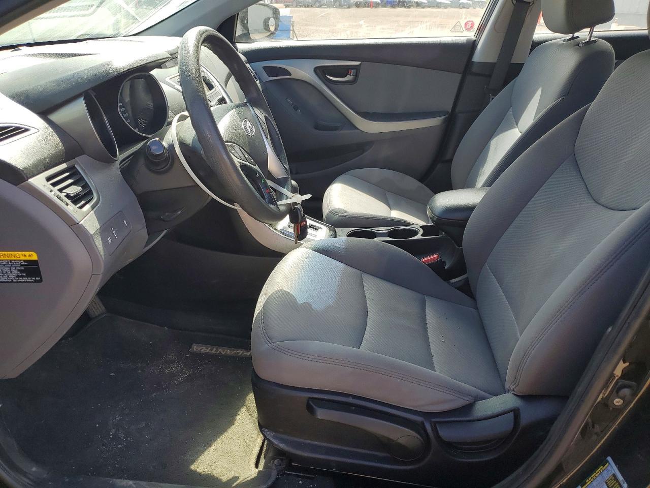 2012 Hyundai Elantra Gls - Фото 7