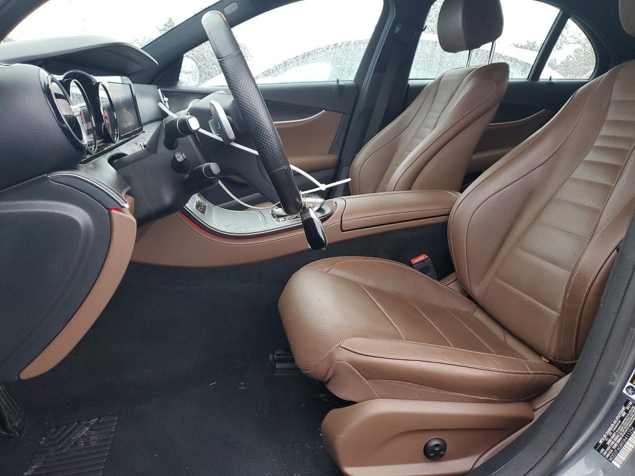 2018 Mercedes-Benz E 400 4Matic - Фото 7