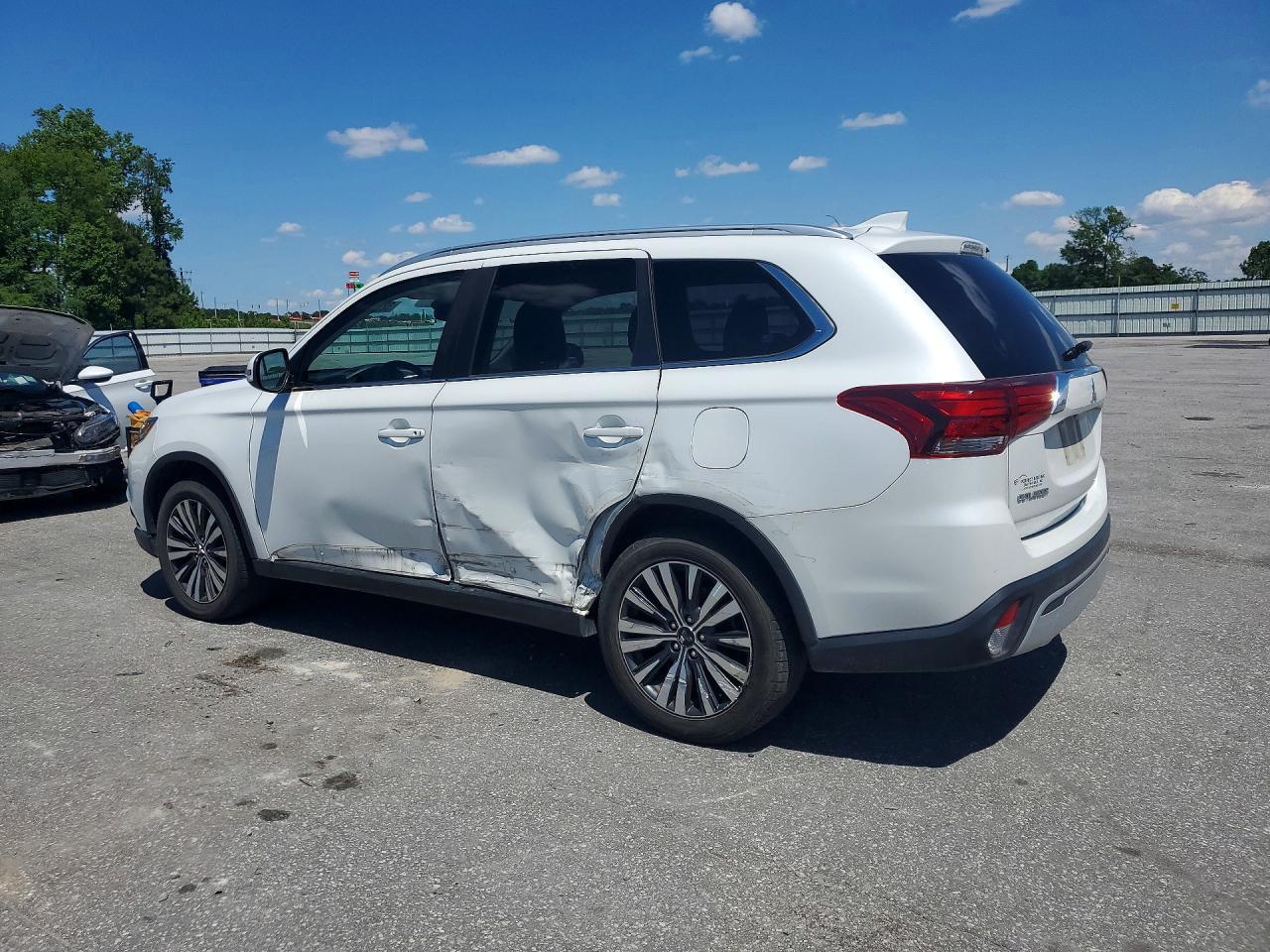 2020 Mitsubishi Outlander Se - Image 2