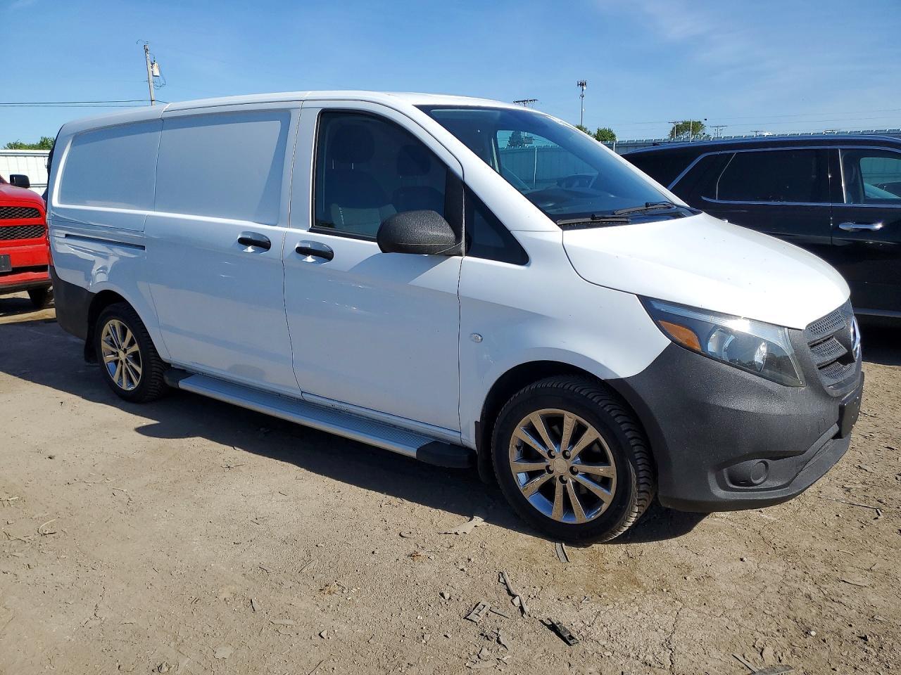 2017 Mercedes-Benz Metris - Фото 4