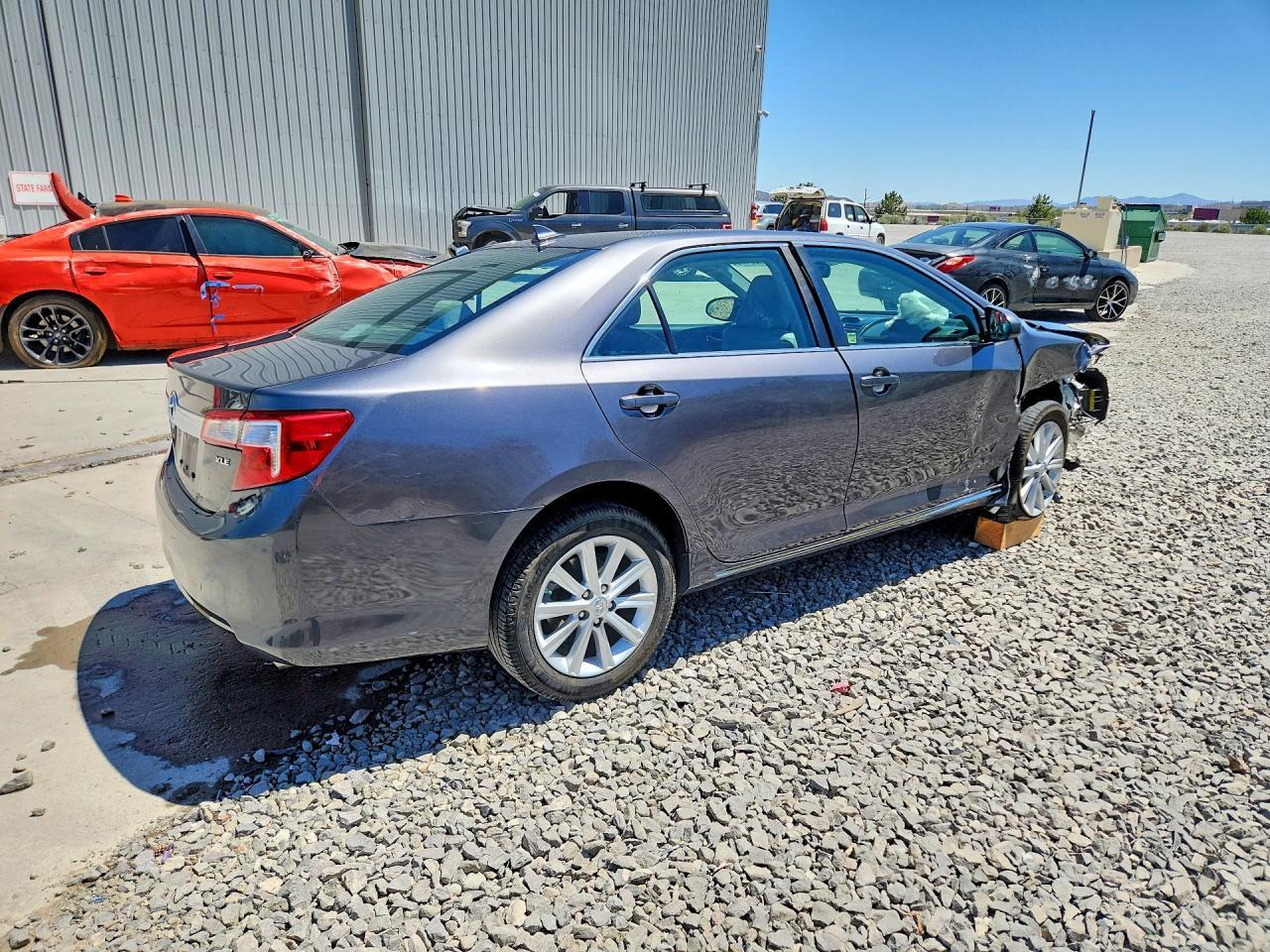 2014 Toyota Camry Xle V6 - Фото 3