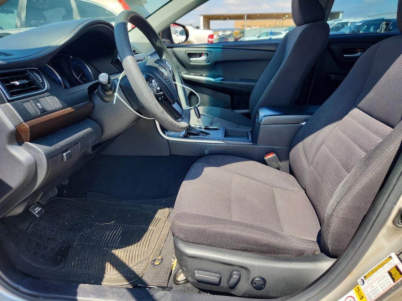 2017 Toyota Camry Le - Фото 7