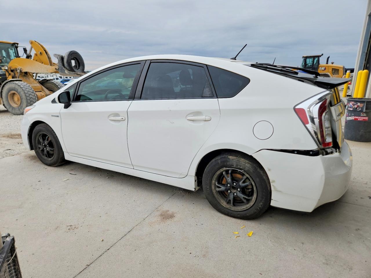 2014 Toyota Prius Two - Image 2