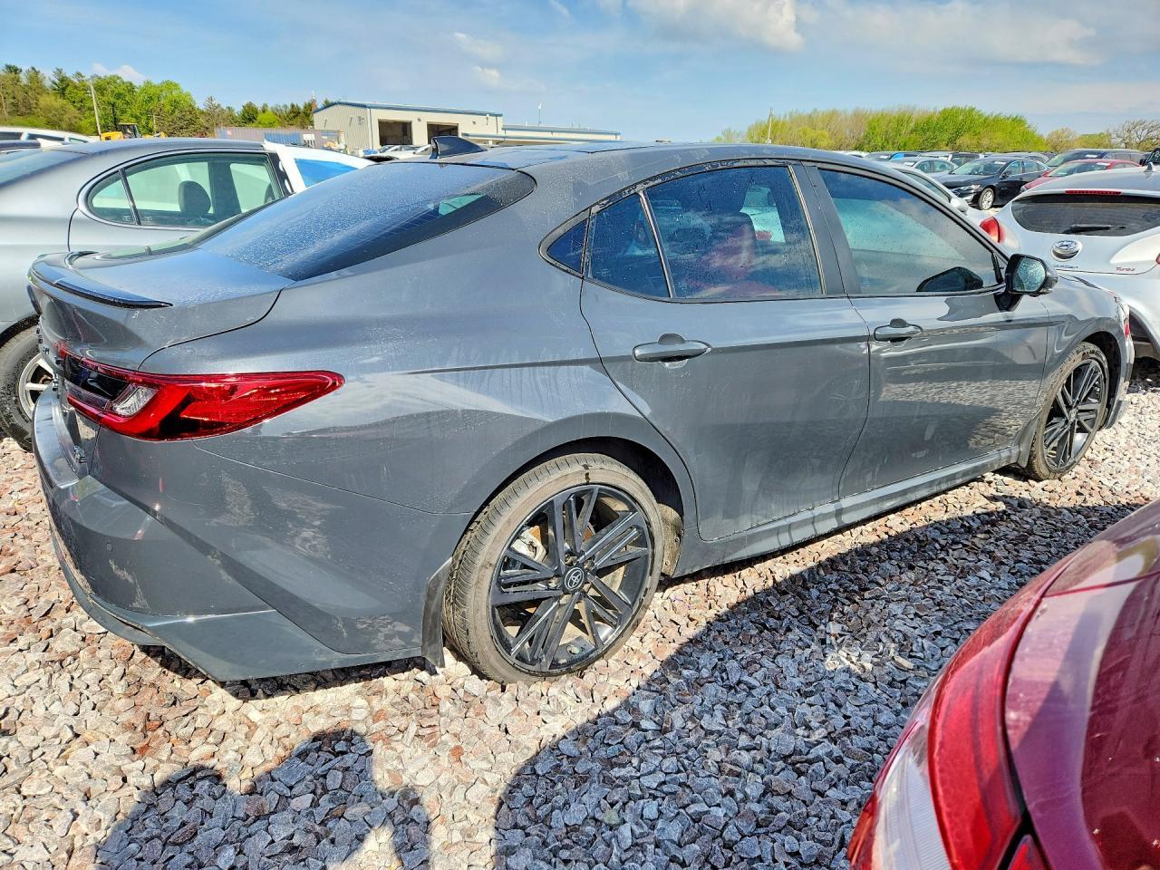 2025 Toyota Camry Xse - Фото 3