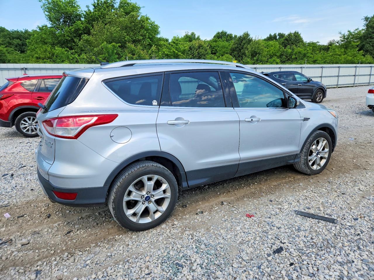 2016 Ford Escape Titanium - Фото 3