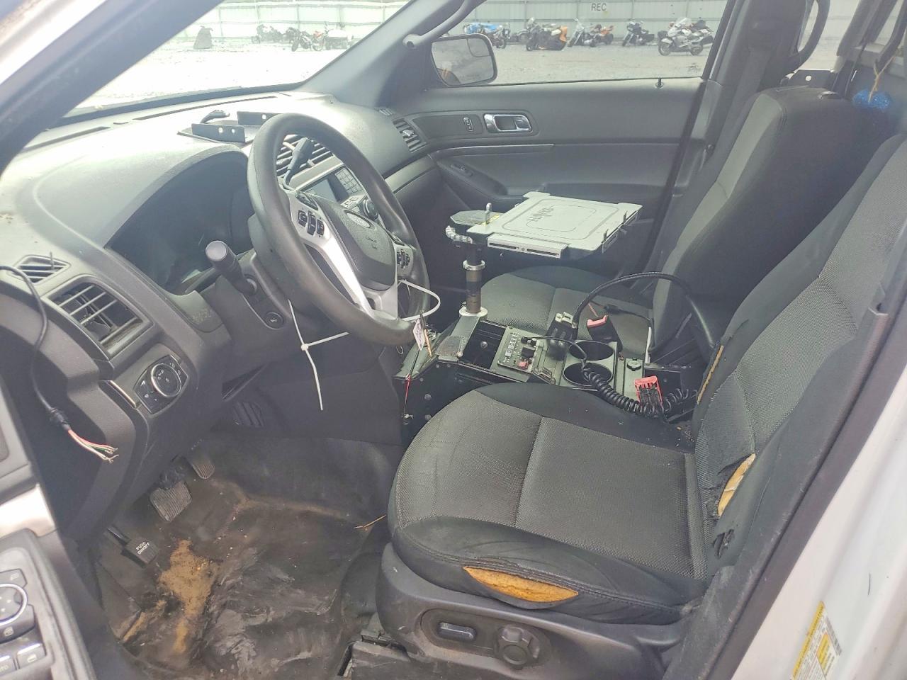 2015 Ford Explorer Police Interceptor - Image 7