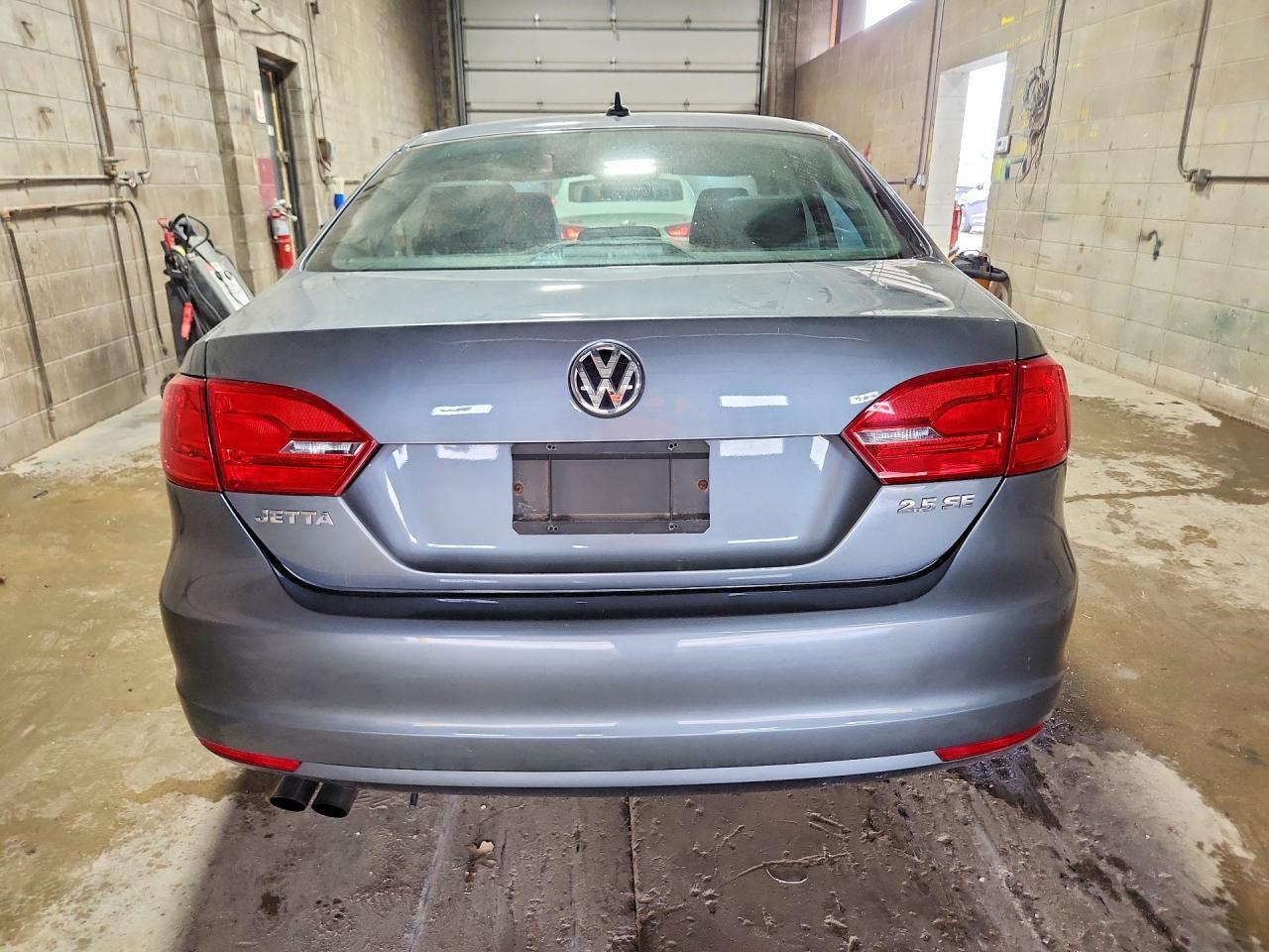 2013 Volkswagen Jetta S/Se - Фото 6