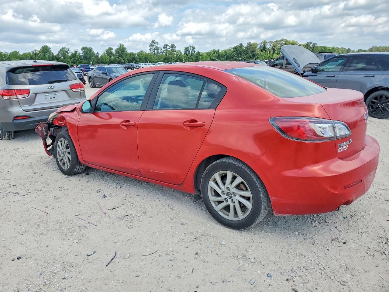 2013 Mazda 3 - Image 2