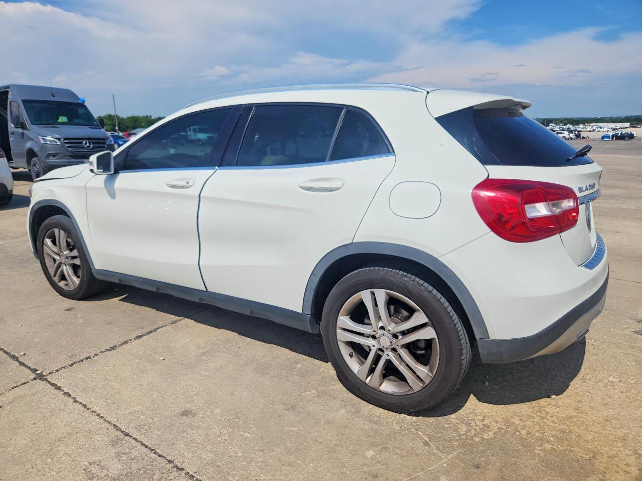 2016 Mercedes-Benz Gla 250 - Image 2
