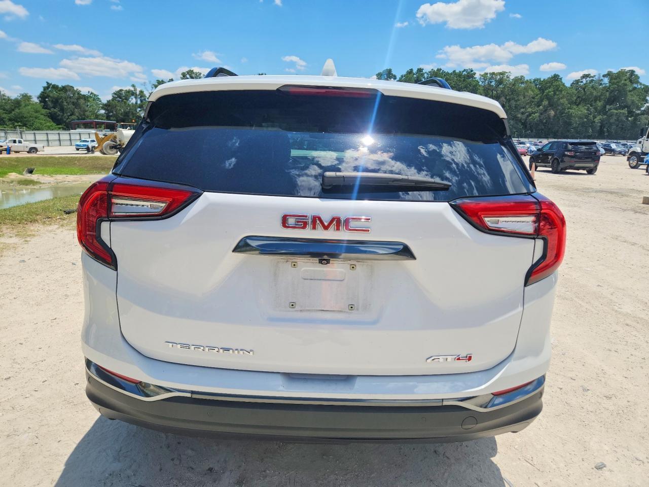 2024 GMC Terrain At4 - Фото 6