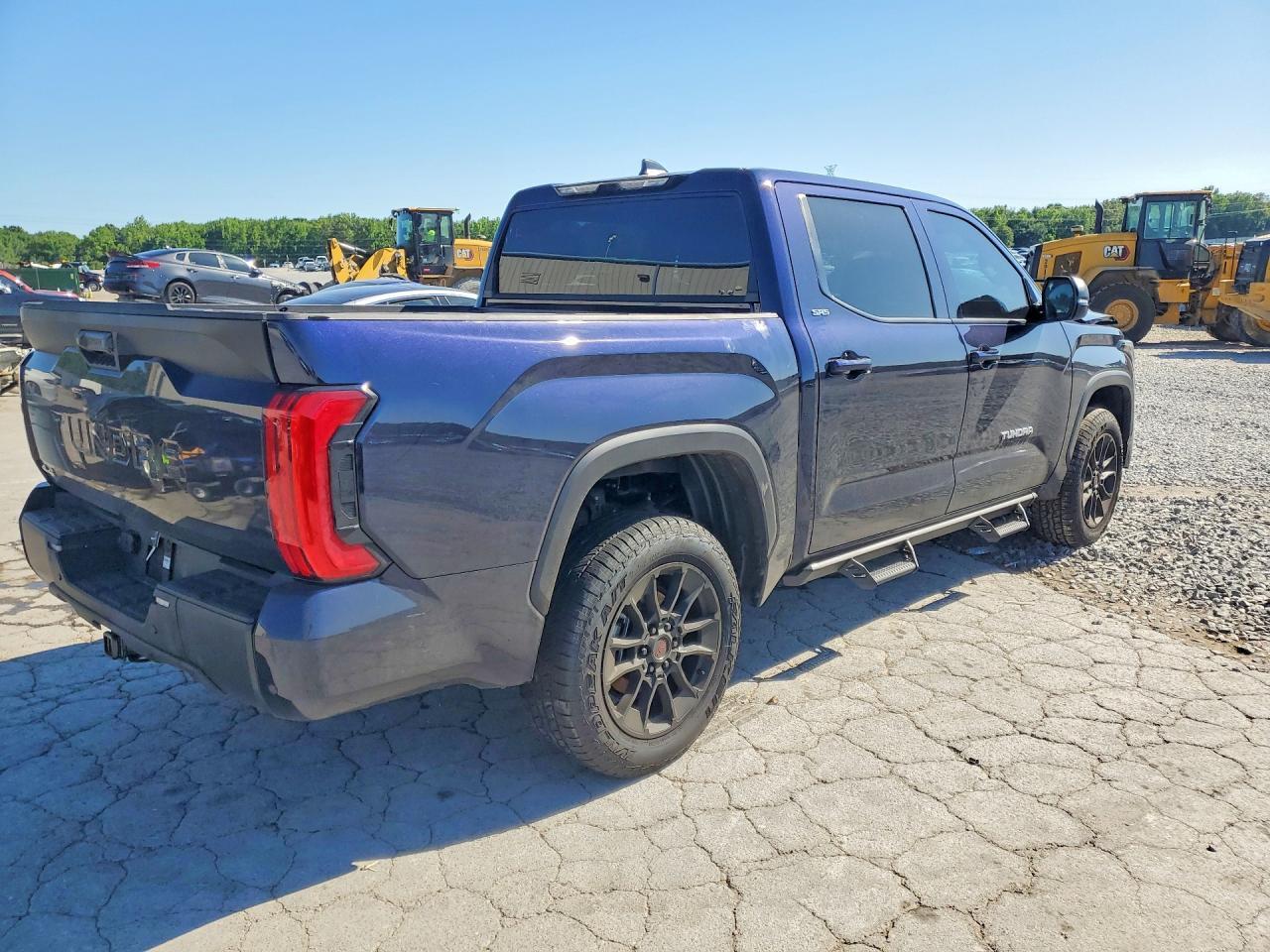2026 Toyota Tundra Sr5 - Image 3