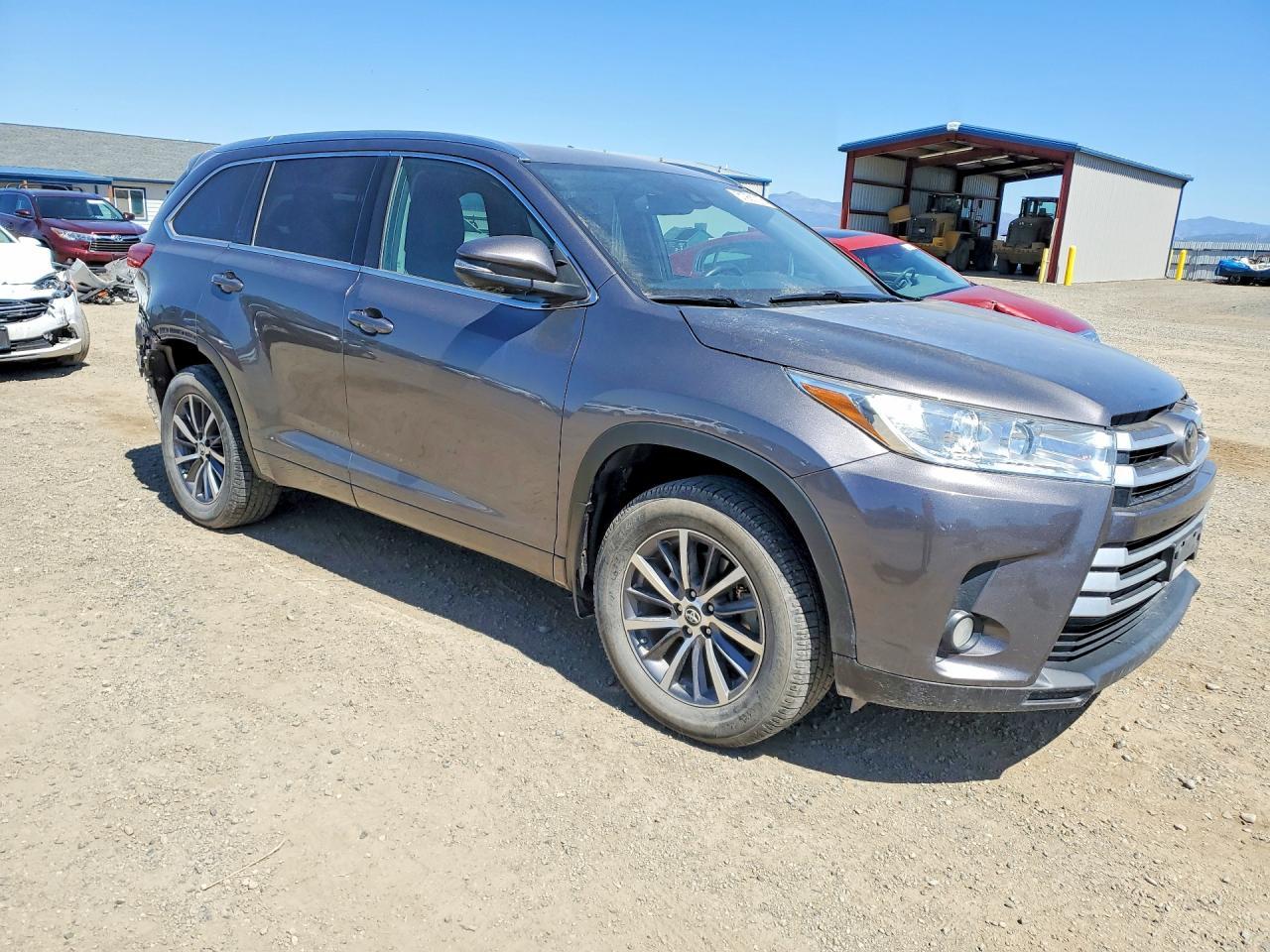 2018 Toyota Highlander Xle - Image 4