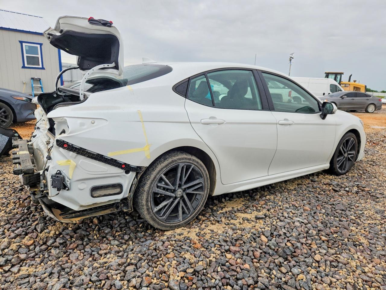 2025 Toyota Camry Xse - Фото 3
