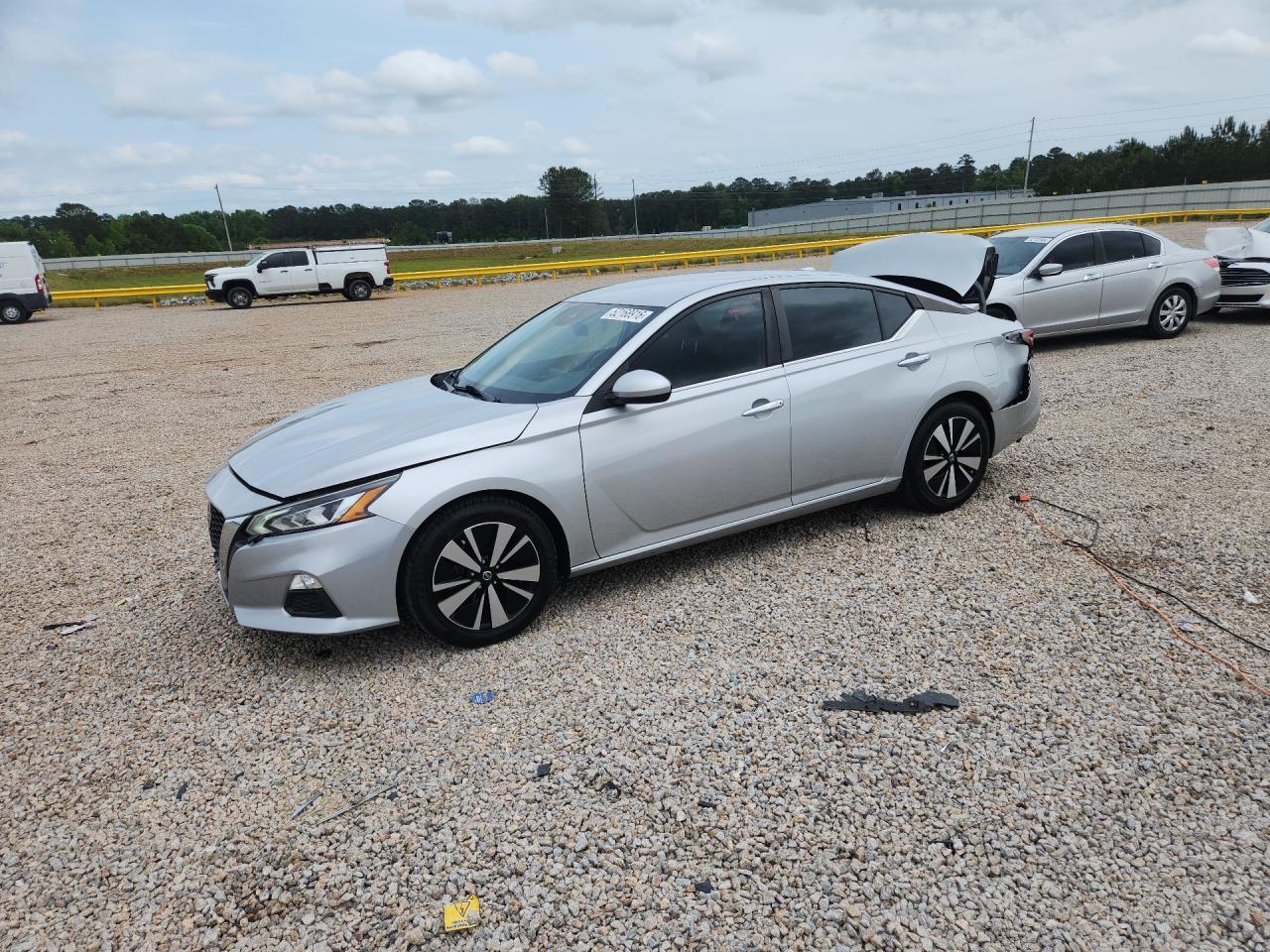2022 Nissan Altima Sv