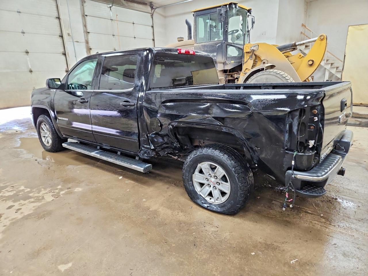 2017 GMC Sierra K1500 Sle - Image 2