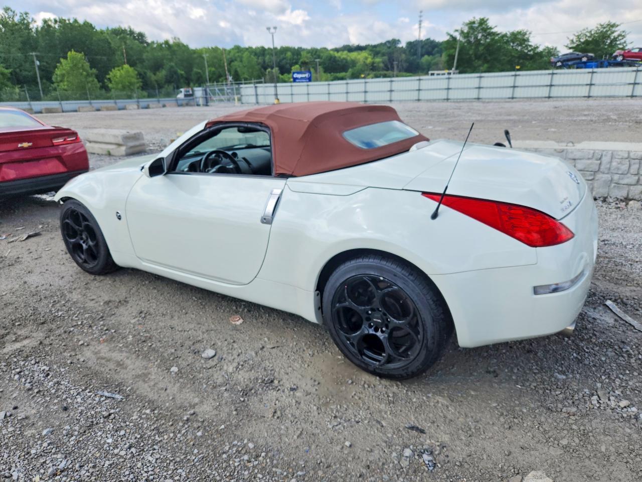 2008 Nissan 350Z Roadster - Фото 2