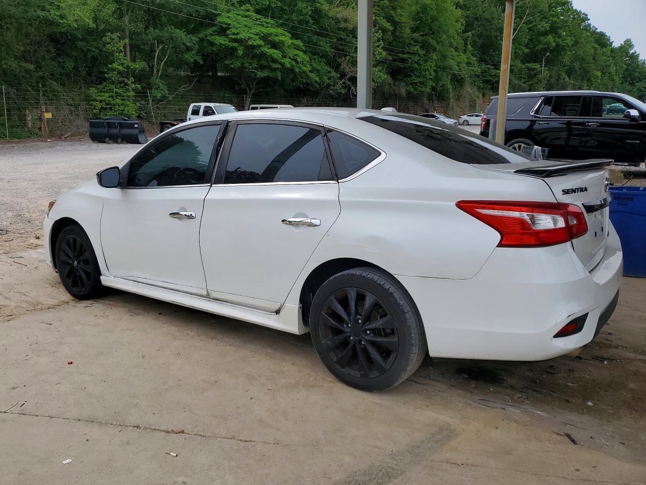 2018 Nissan Sentra Sr - Фото 2