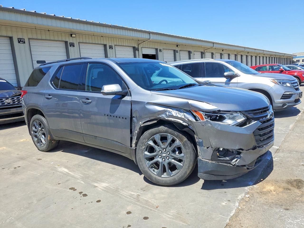 2021 Chevrolet Traverse Rs - Image 4