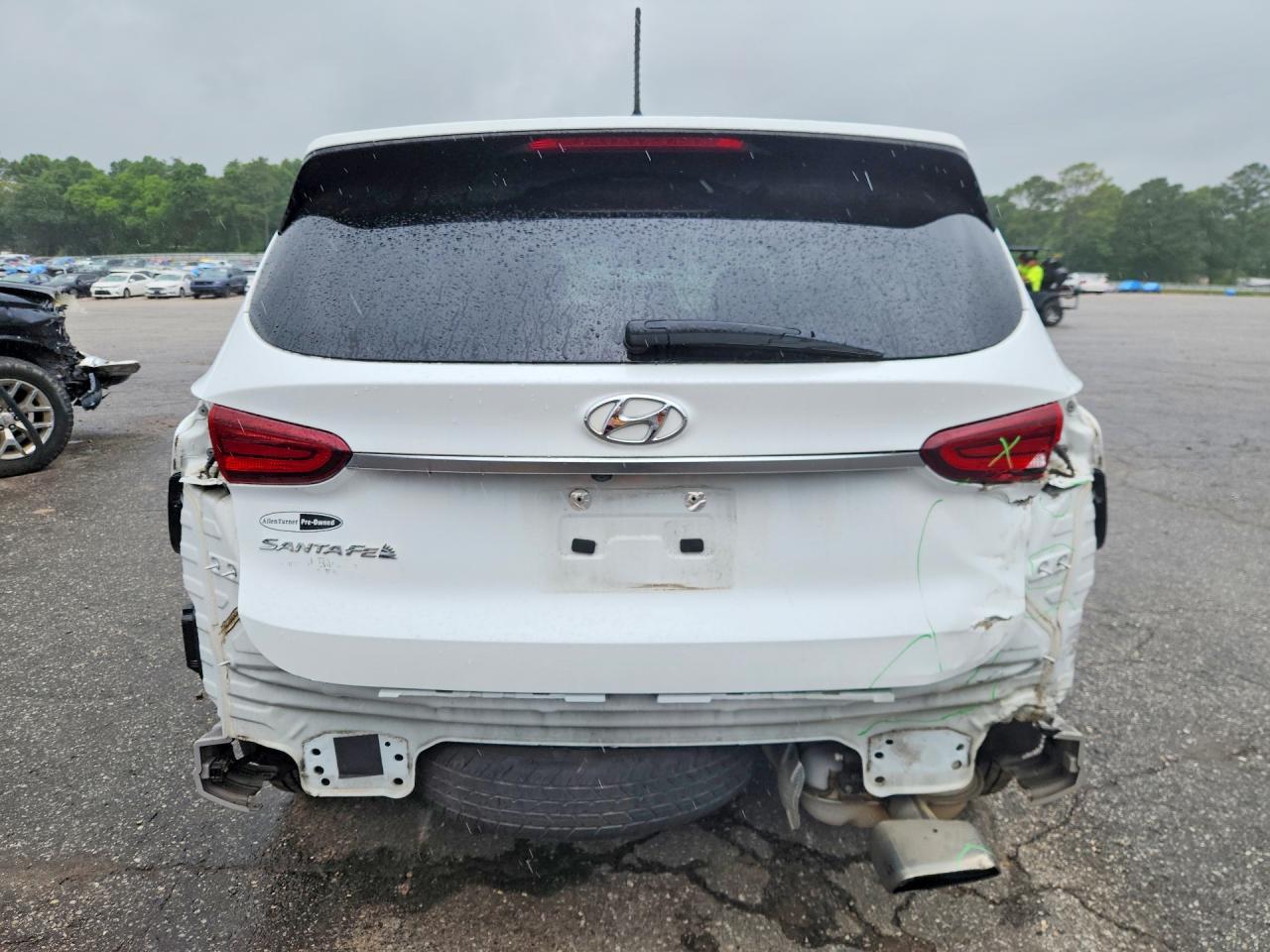 2020 Hyundai Santa Fe Se - Image 6