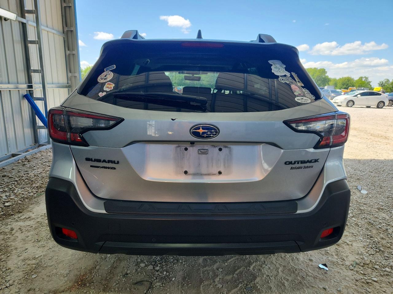 2024 Subaru Outback Onyx Edition - Image 6