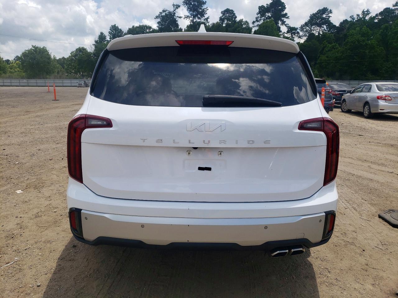 2024 Kia Telluride S - Image 6