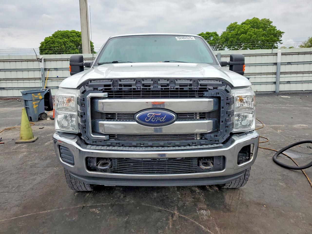 2015 Ford F250 Super Duty - Image 5