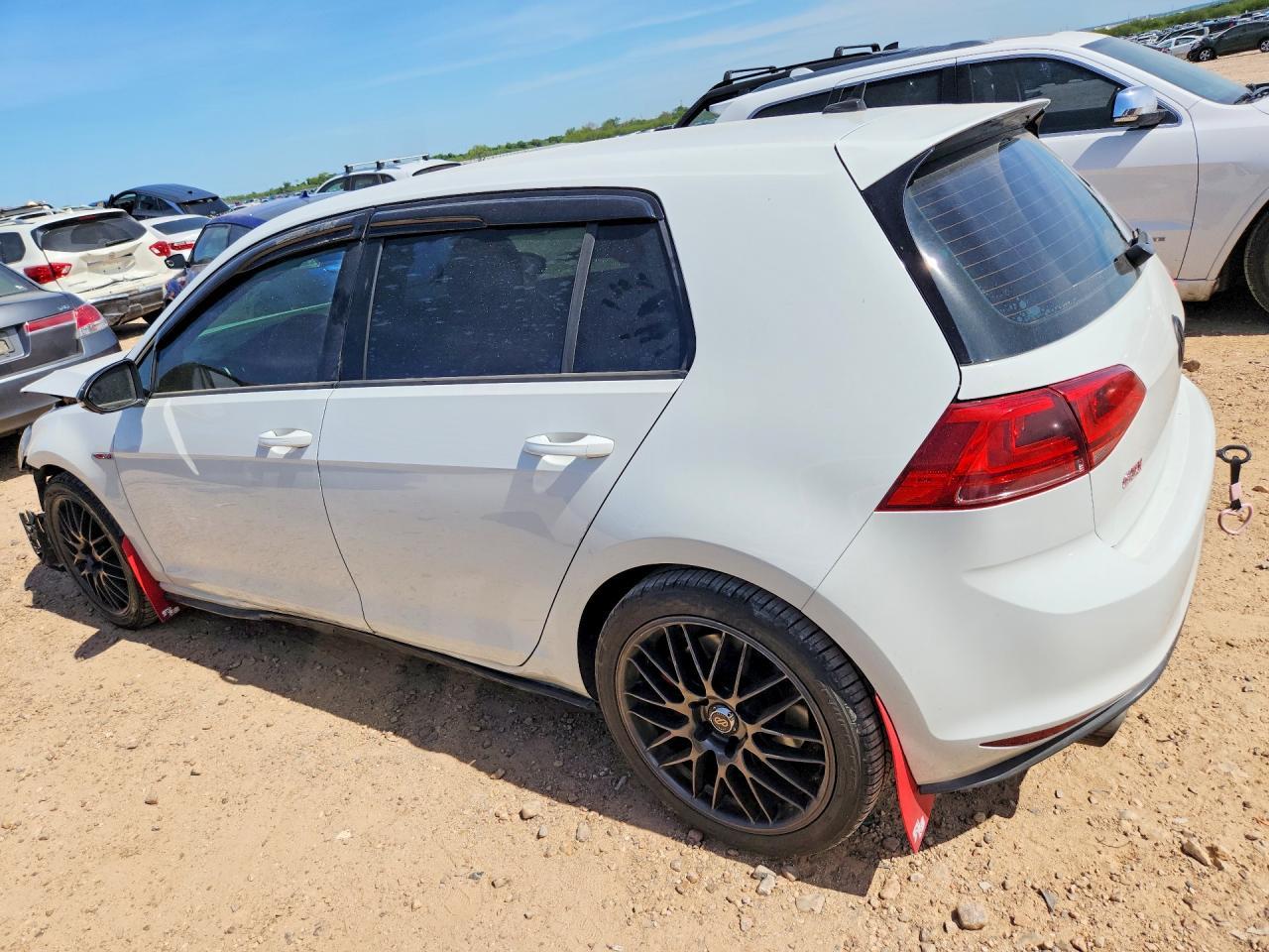 2017 Volkswagen Gti S - Image 2